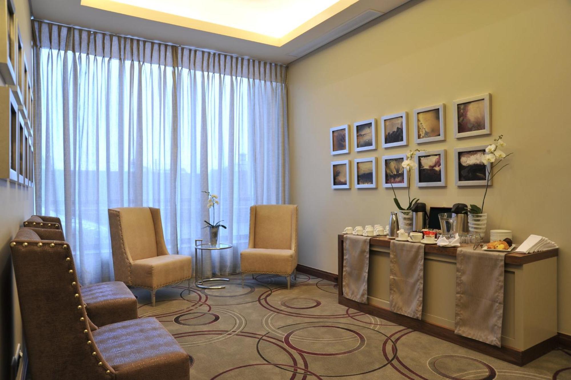 Holiday Inn Johannesburg-Rosebank By Ihg מראה חיצוני תמונה
