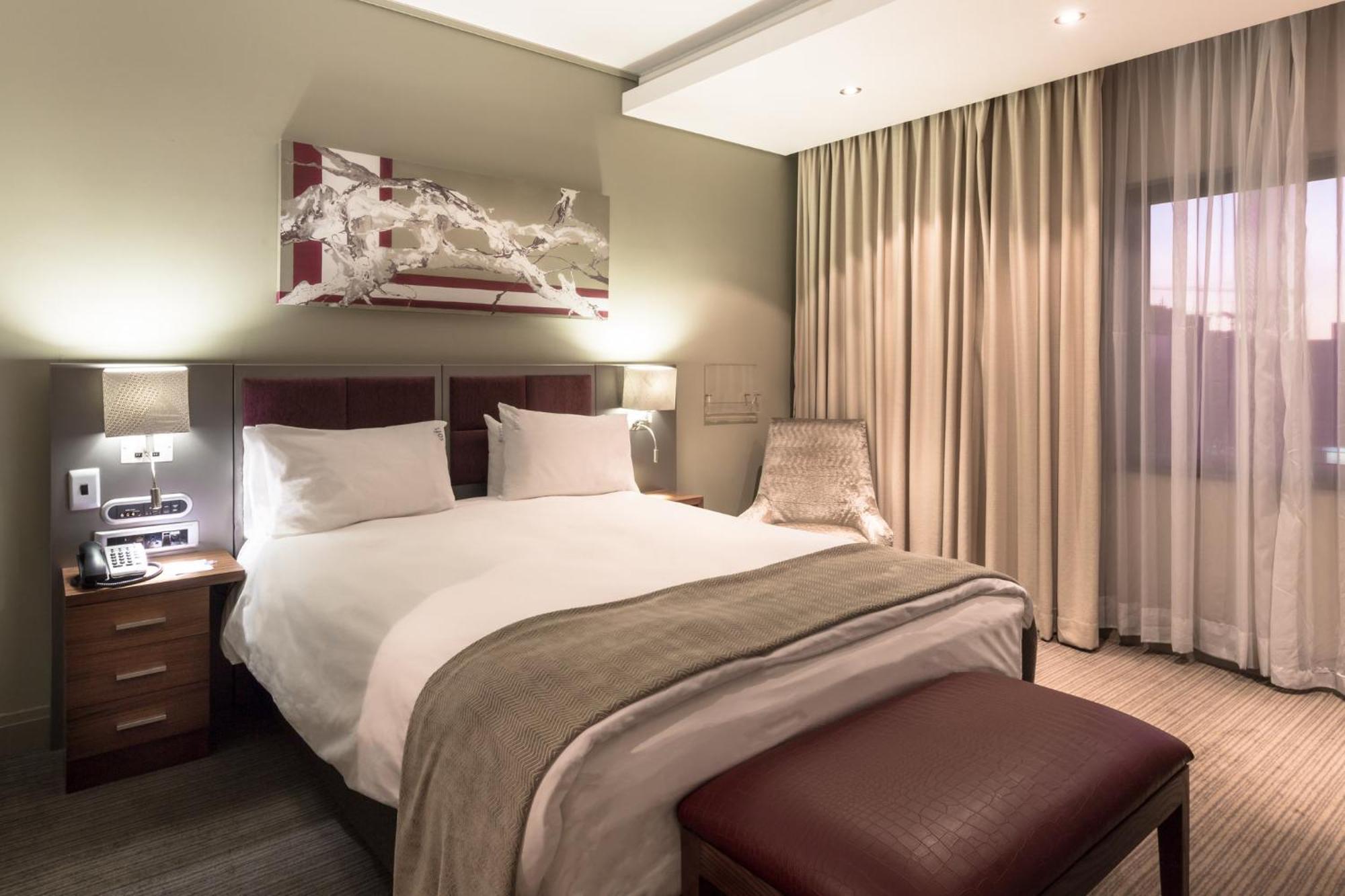 Holiday Inn Johannesburg-Rosebank By Ihg מראה חיצוני תמונה