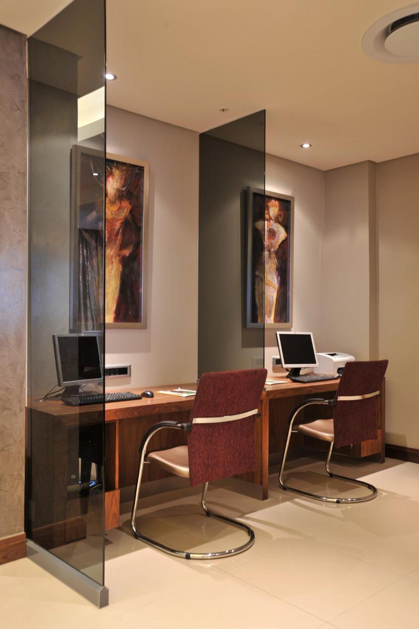 Holiday Inn Johannesburg-Rosebank By Ihg מראה חיצוני תמונה