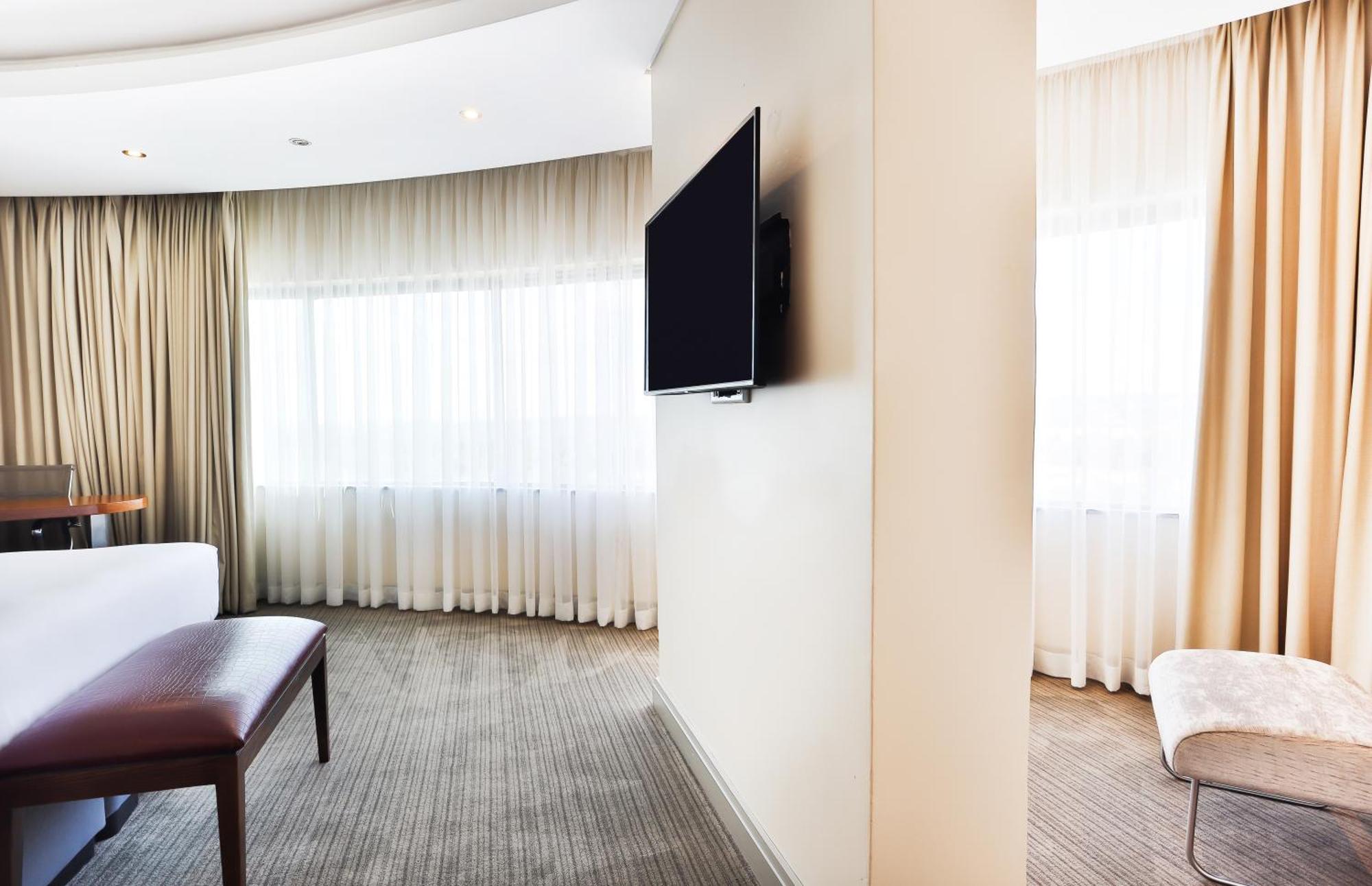 Holiday Inn Johannesburg-Rosebank By Ihg מראה חיצוני תמונה
