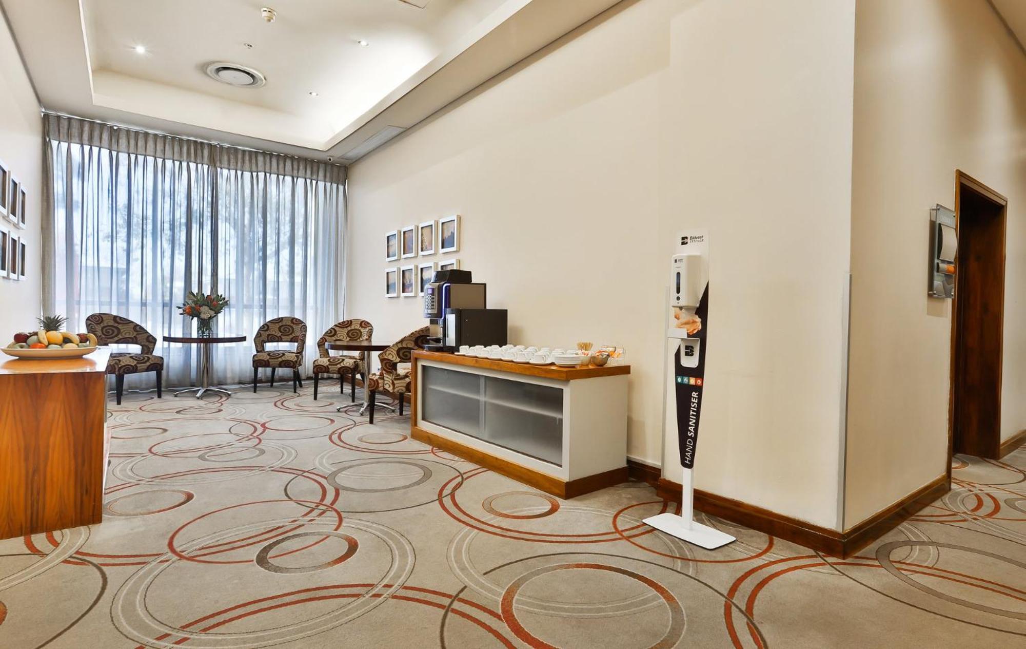 Holiday Inn Johannesburg-Rosebank By Ihg מראה חיצוני תמונה