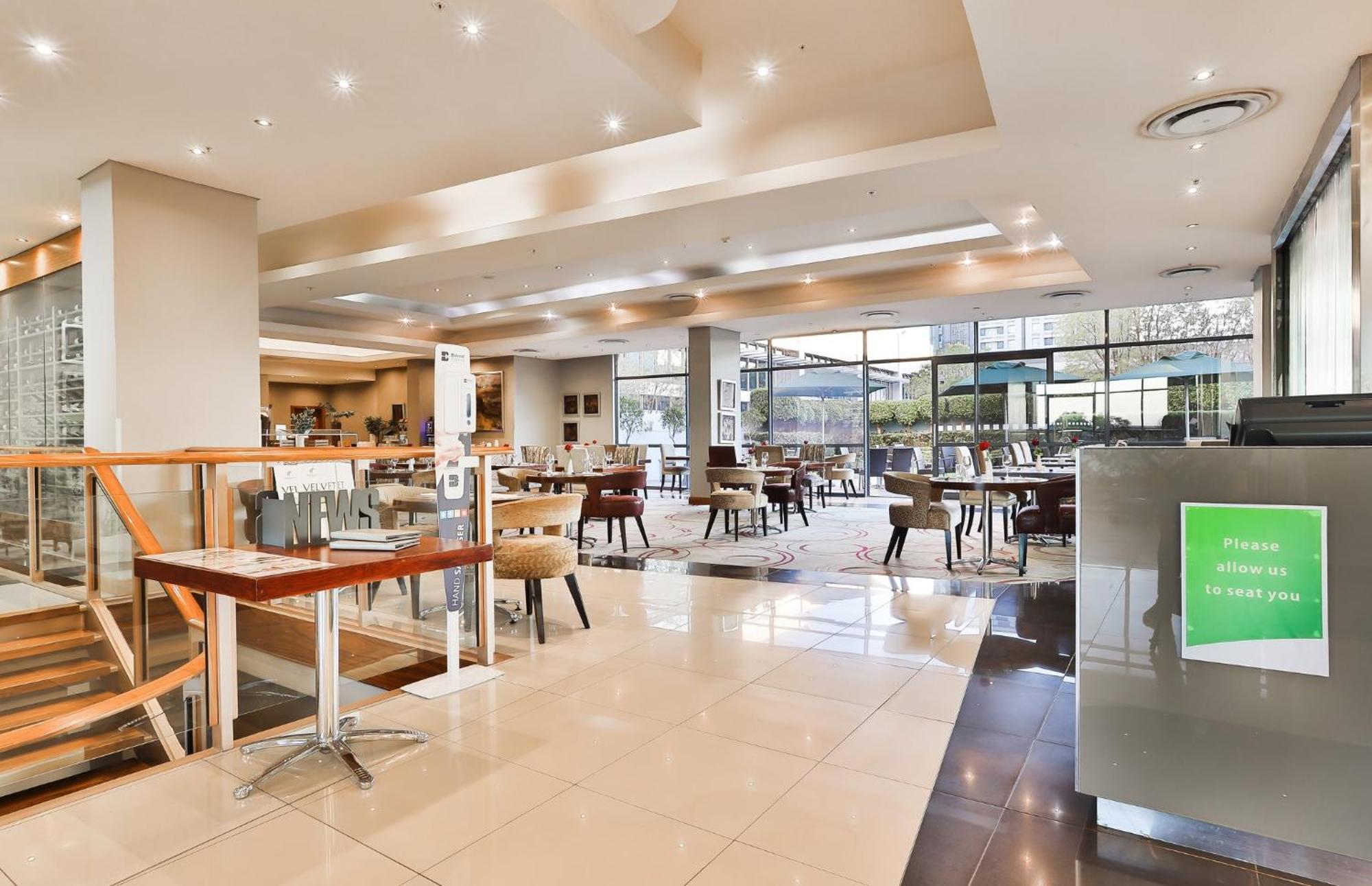 Holiday Inn Johannesburg-Rosebank By Ihg מראה חיצוני תמונה